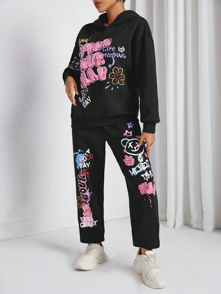 BLACK GRAPHIC PRINT TRACKSUIT