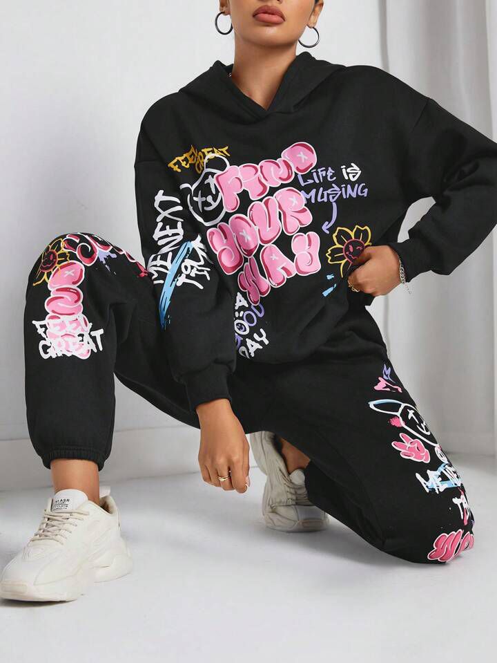 BLACK GRAPHIC PRINT TRACKSUIT