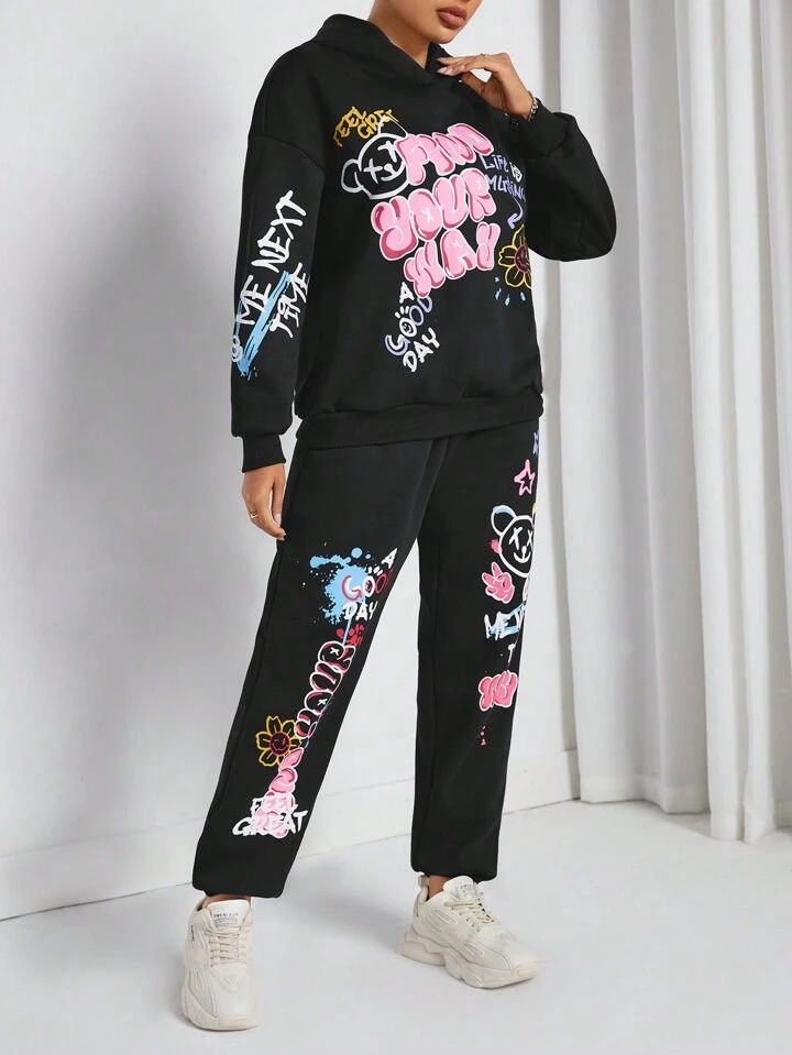 BLACK GRAPHIC PRINT TRACKSUIT