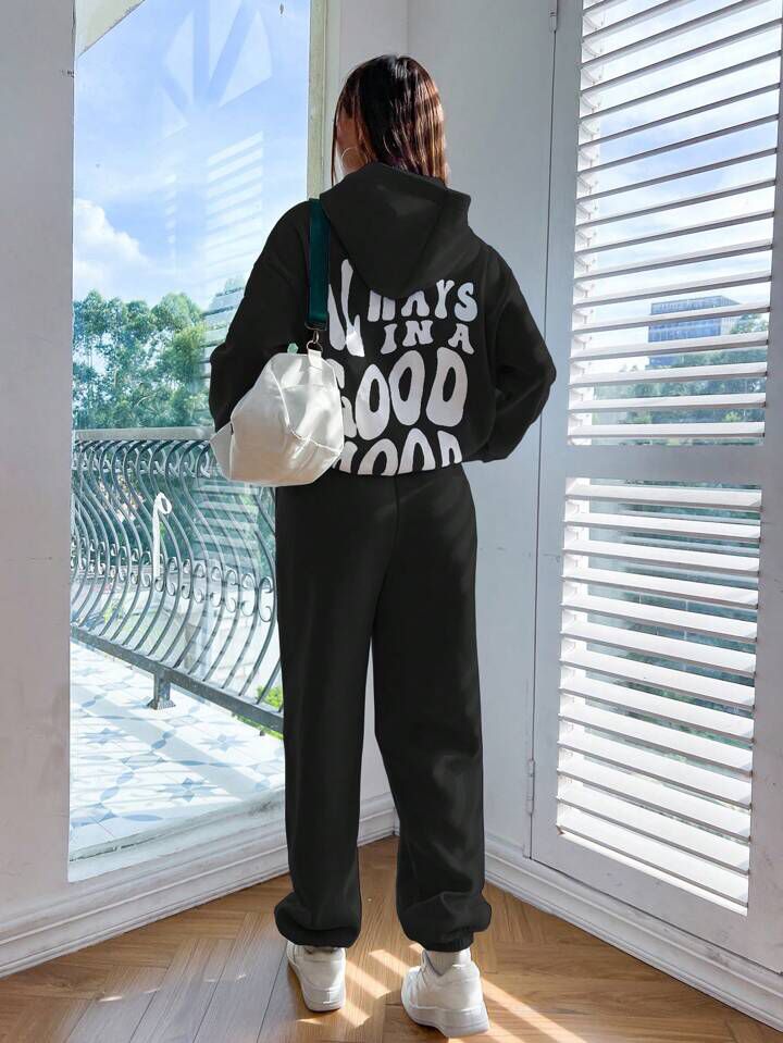 BLACK WORD PRINT HOODIE TRACKSUIT