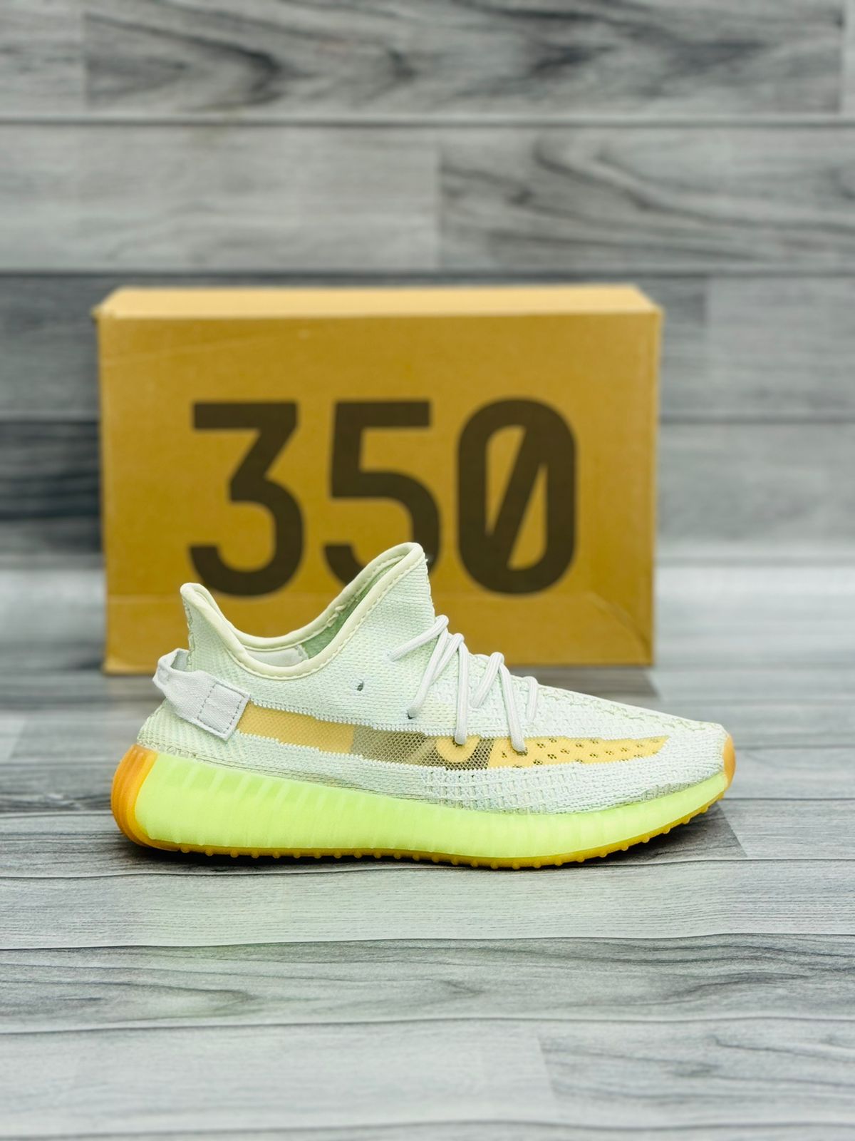 Adidas Yeezy 350 V2