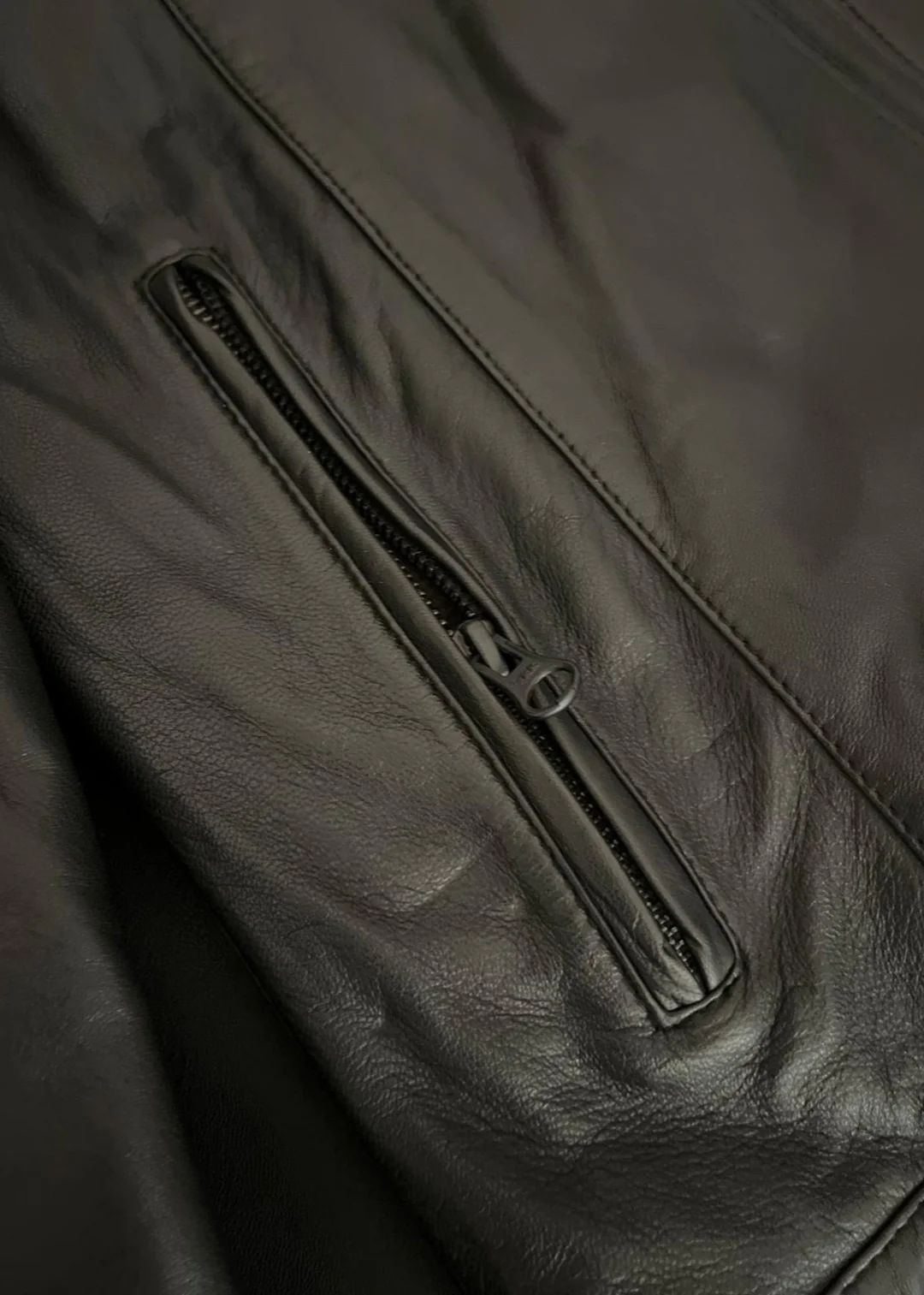 BASIC POCKET ZIP LEATHER JACKET