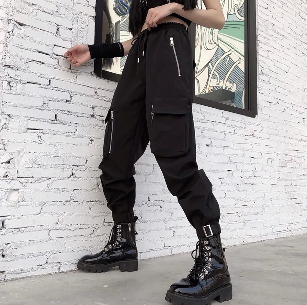 Black Zip Style Cargo Pants