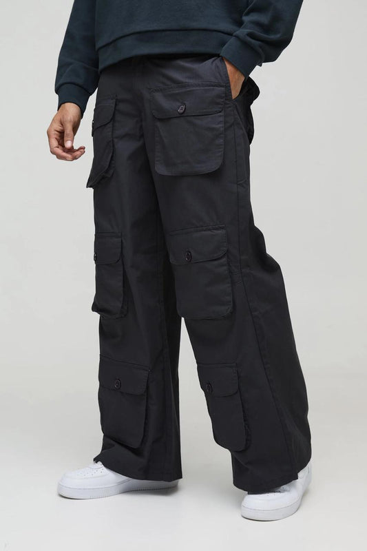 Black 6 Pocket Cargo Pants